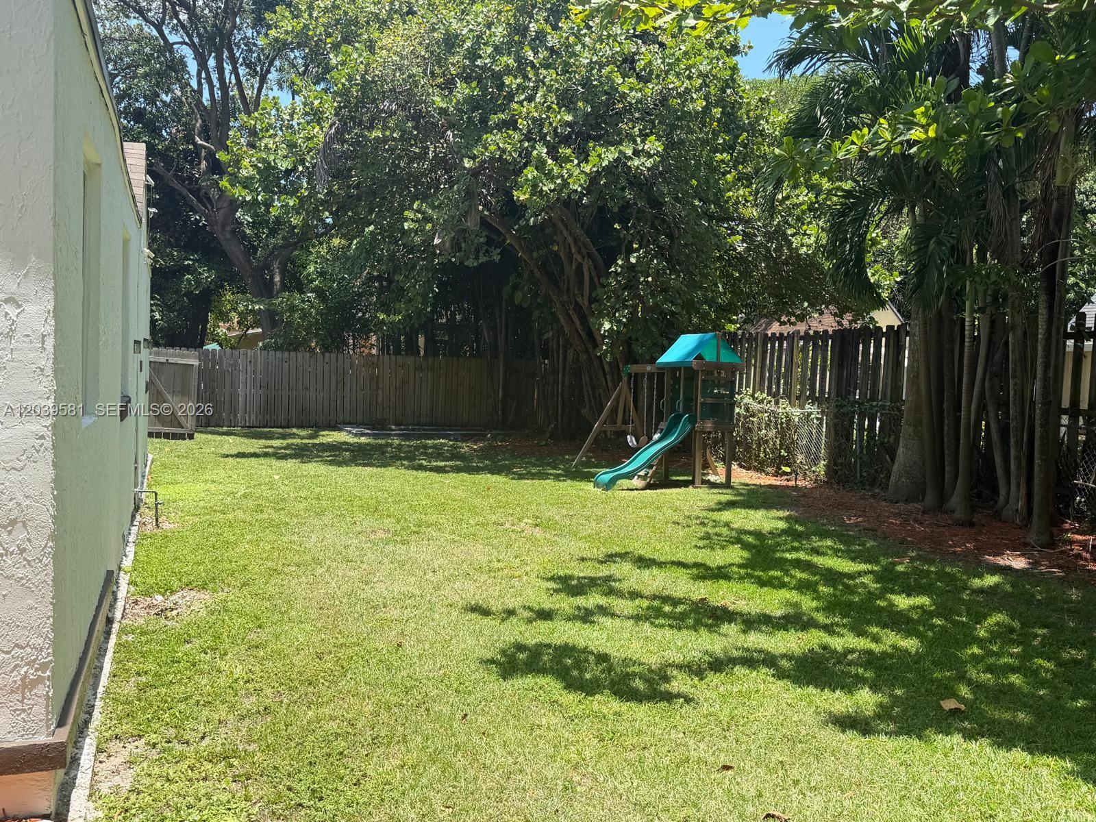 245 Southwest 24th Road Miami, FL 33129 - Photo 19 of 19