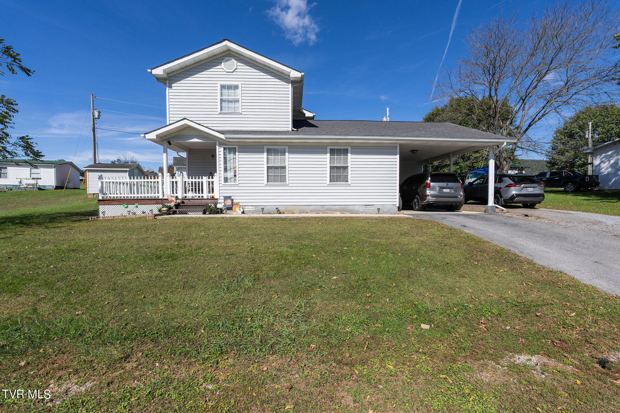 176 Pinecone Street Dryden, VA 24243 - Photo 2 of 57 DSC07666