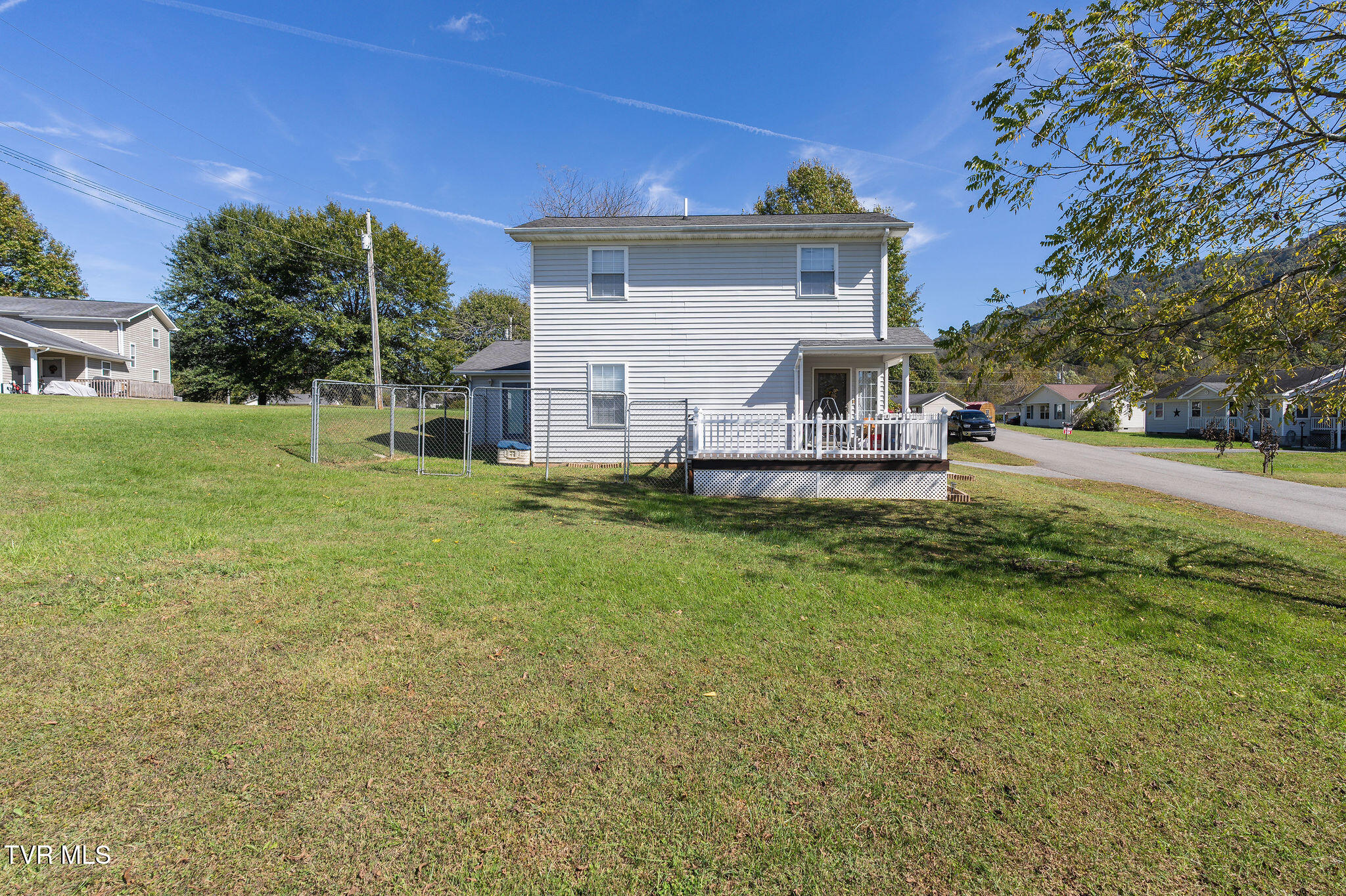 176 Pinecone Street Dryden, VA 24243 - Photo 10 of 57 DSC07686