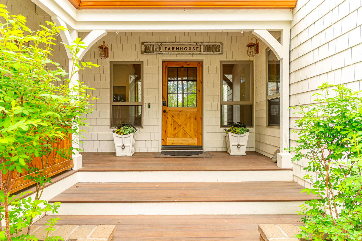 60359 Arnold Market Road Bend, OR 97702 - Photo 6 of 64 New composite decking, all covered porches
