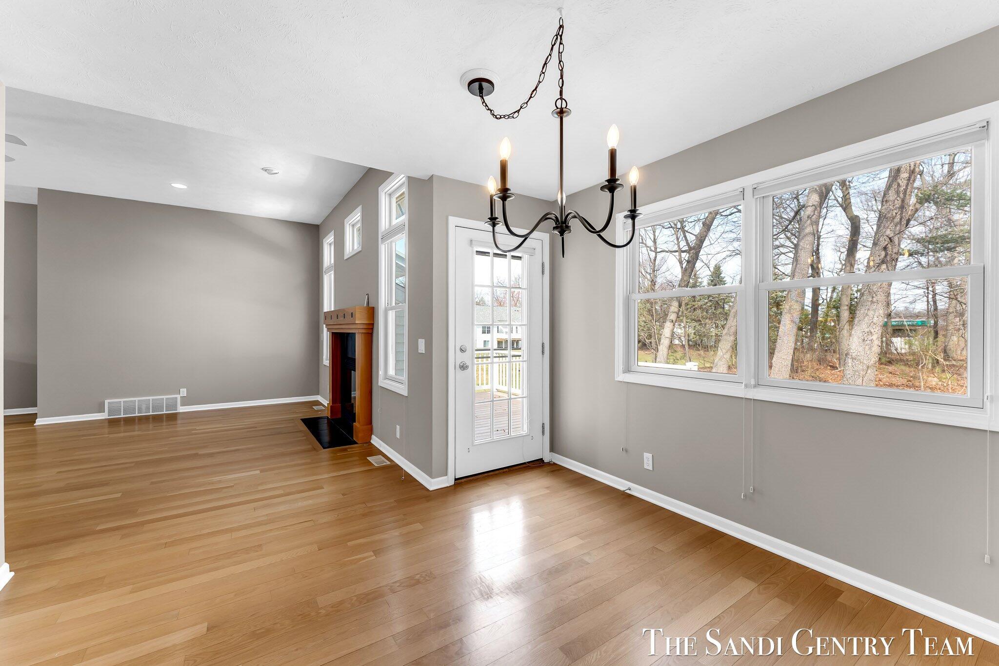128 Stone Gate Court Spring Lake, MI 49456 - Photo 12 of 54 14-AIV00061