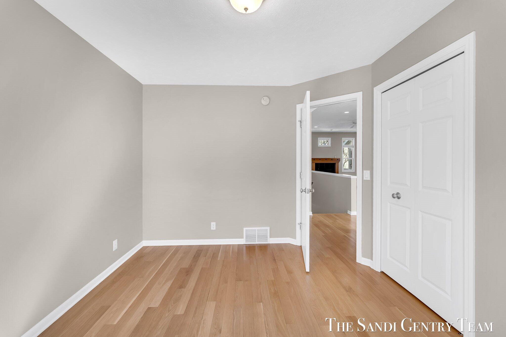 128 Stone Gate Court Spring Lake, MI 49456 - Photo 24 of 54 22-AIV00006