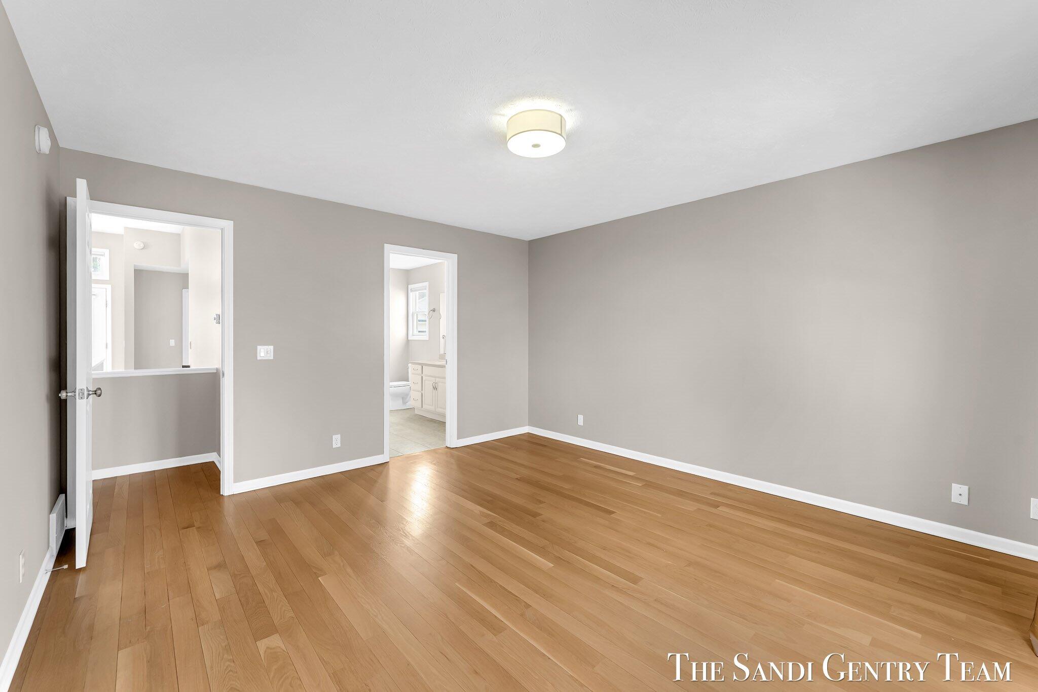 128 Stone Gate Court Spring Lake, MI 49456 - Photo 26 of 54 29-AIV00142