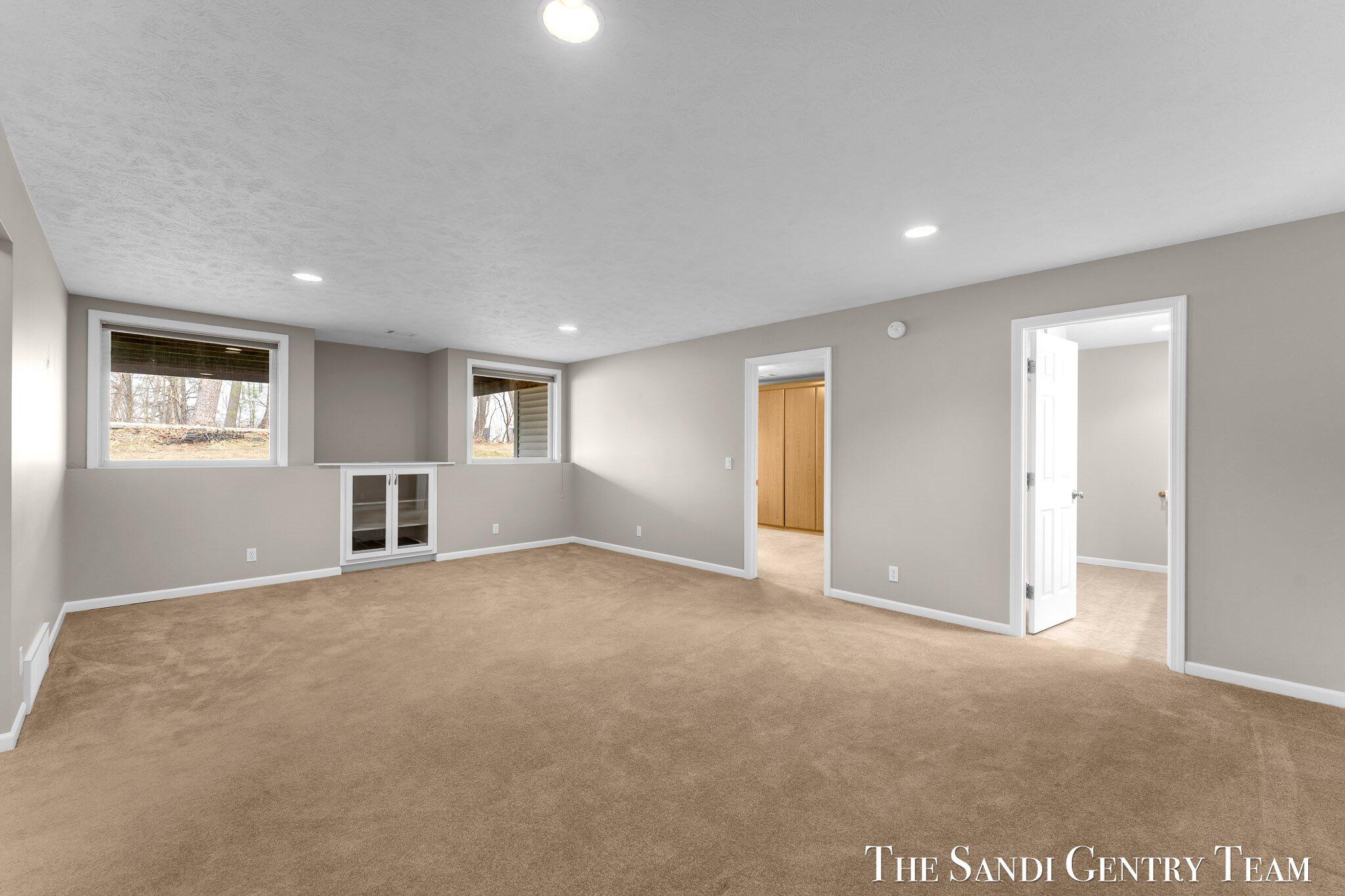 128 Stone Gate Court Spring Lake, MI 49456 - Photo 40 of 54 37-AIV00193