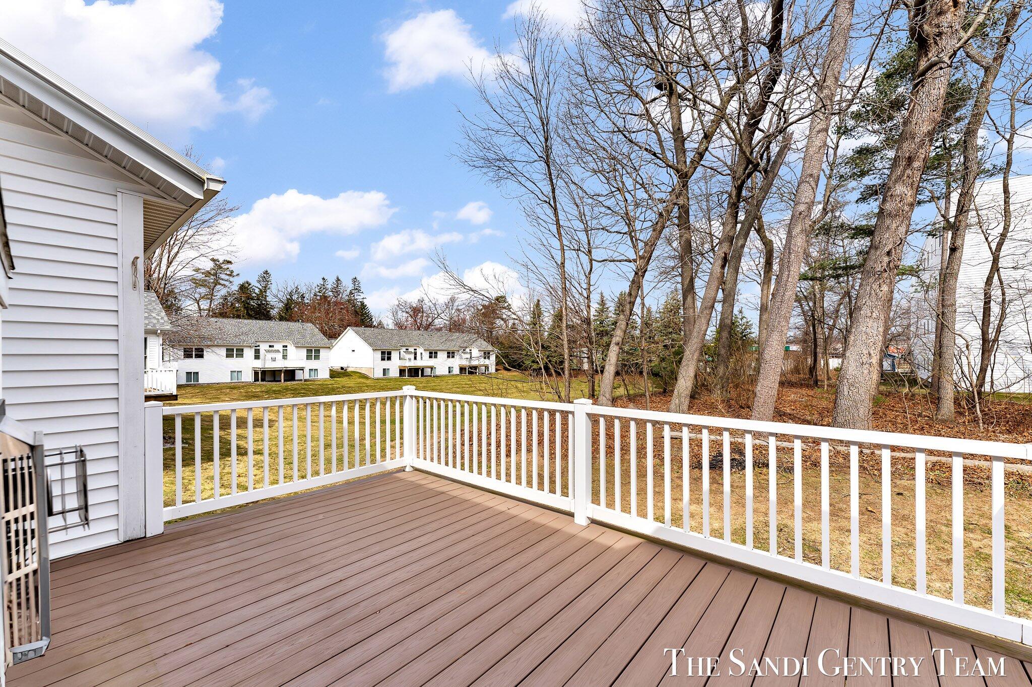 128 Stone Gate Court Spring Lake, MI 49456 - Photo 47 of 54 46-AIV00116