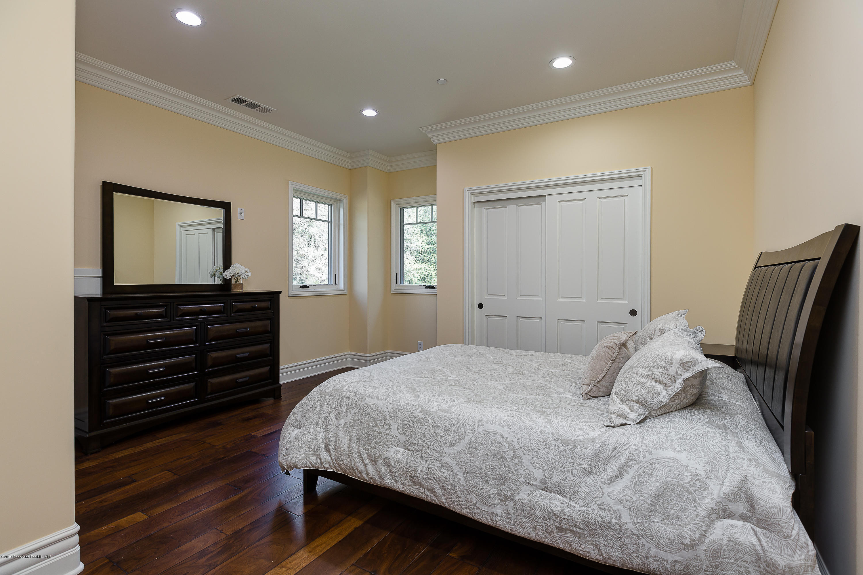 333 South San Rafael Avenue Pasadena, CA 91105 - Photo 31 of 55 egpimaging_333SouthSanRafael_034_MLS