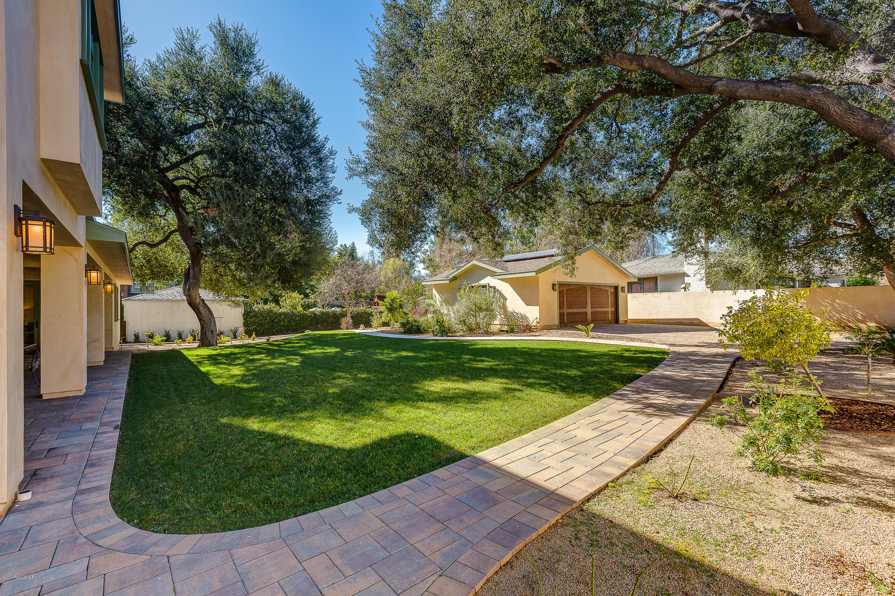 333 South San Rafael Avenue Pasadena, CA 91105 - Photo 35 of 55 egpimaging_333SouthSanRafael_039_MLS