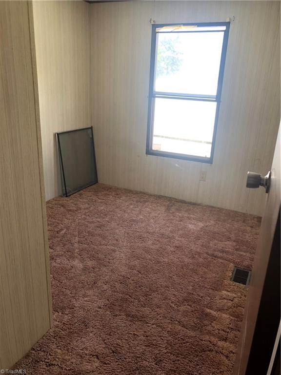 2654 Frye Bridge Road Clemmons, NC 27012 - Photo 10 of 15 Gallery Image 10