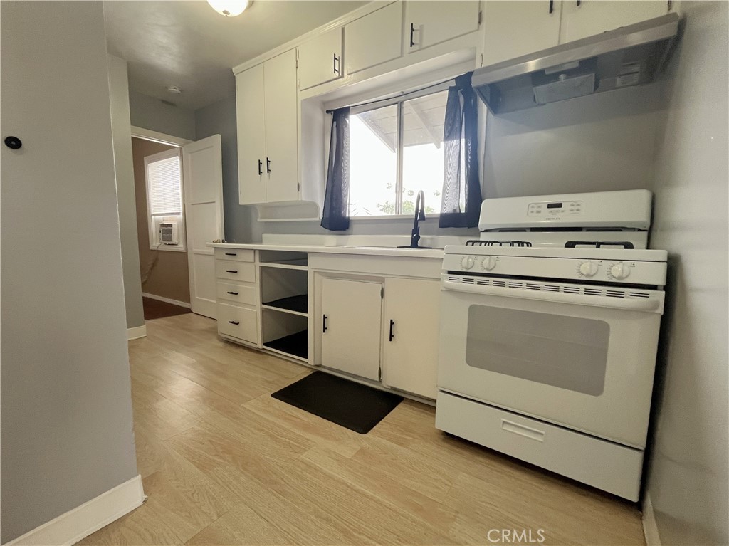 3447 4th Street, Unit 5 Riverside, CA 92501 - Photo 9 of 12 Gallery Image 9