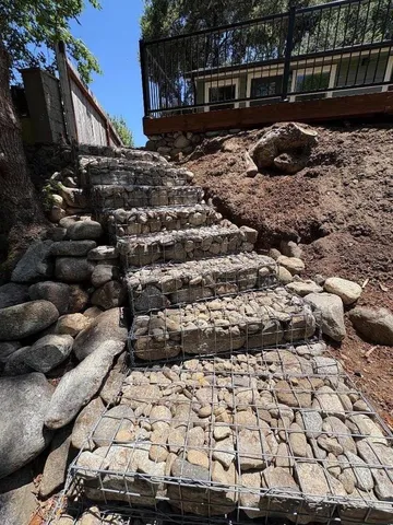 $2,000 | 37082 Nason Road, Carmel Valley, CA 93924