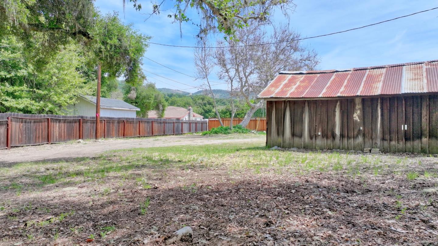 37082 Nason Road Carmel Valley, CA 93924 - Photo 3 of 13