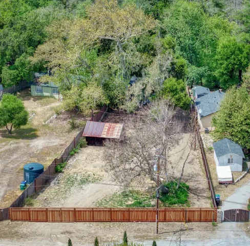 $2,000 | 37082 Nason Road, Carmel Valley, CA 93924