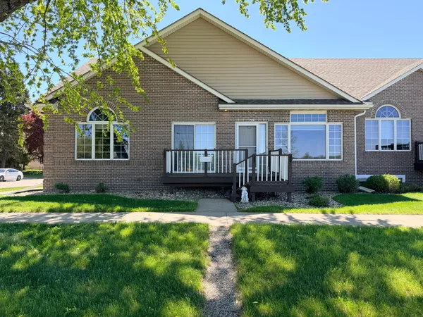 $369,000 | 726 3rd Avenue, Worthington, MN 56187
