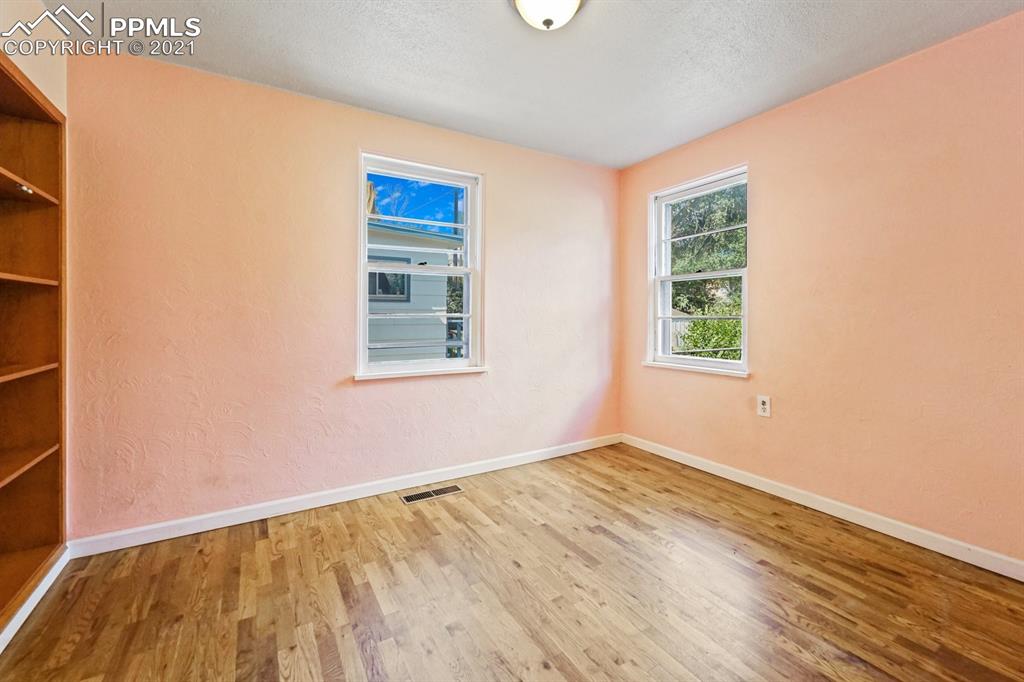 619 Sunset Road Colorado Springs, CO 80909 - Photo 16 of 20