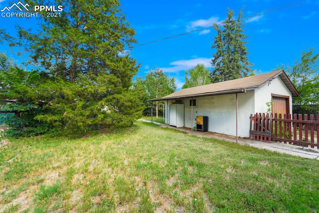619 Sunset Road Colorado Springs, CO 80909 - Photo 18 of 20