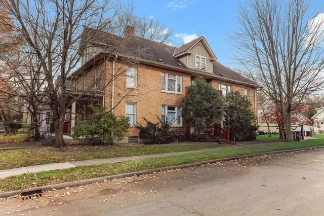 $164,000 | 2827 North Bryant Avenue, Unit 4, Minneapolis, MN 55411