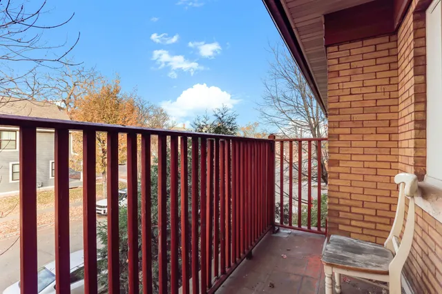 $164,000 | 2827 North Bryant Avenue, Unit 4, Minneapolis, MN 55411