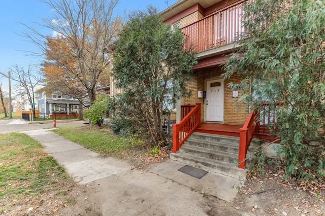 $164,000 | 2827 North Bryant Avenue, Unit 4, Minneapolis, MN 55411