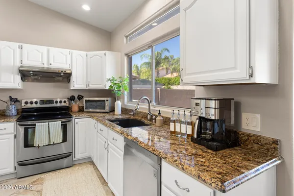 $1,095,000 | 5676 East Sandra Terrace, Scottsdale, AZ 85254