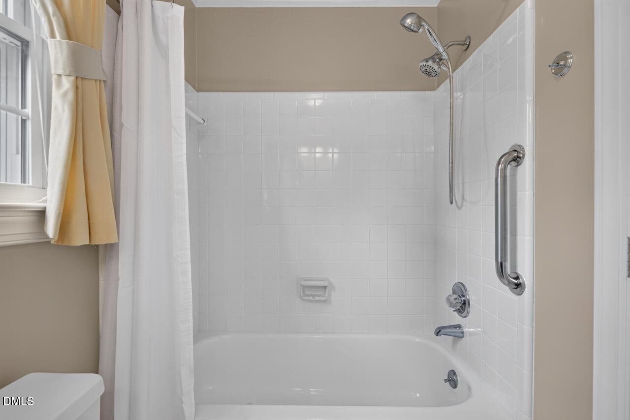 6125 Iris Drive Raleigh, NC 27612 - Photo 40 of 50 41