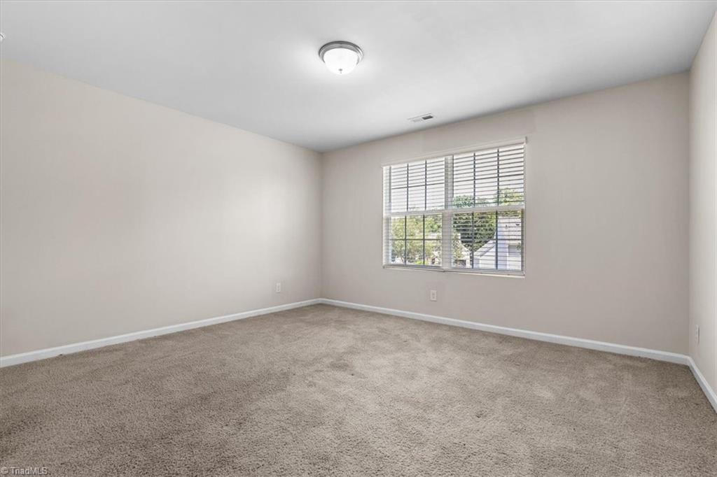 3887 Copperfield Court High Point, NC 27282 - Photo 29 of 44