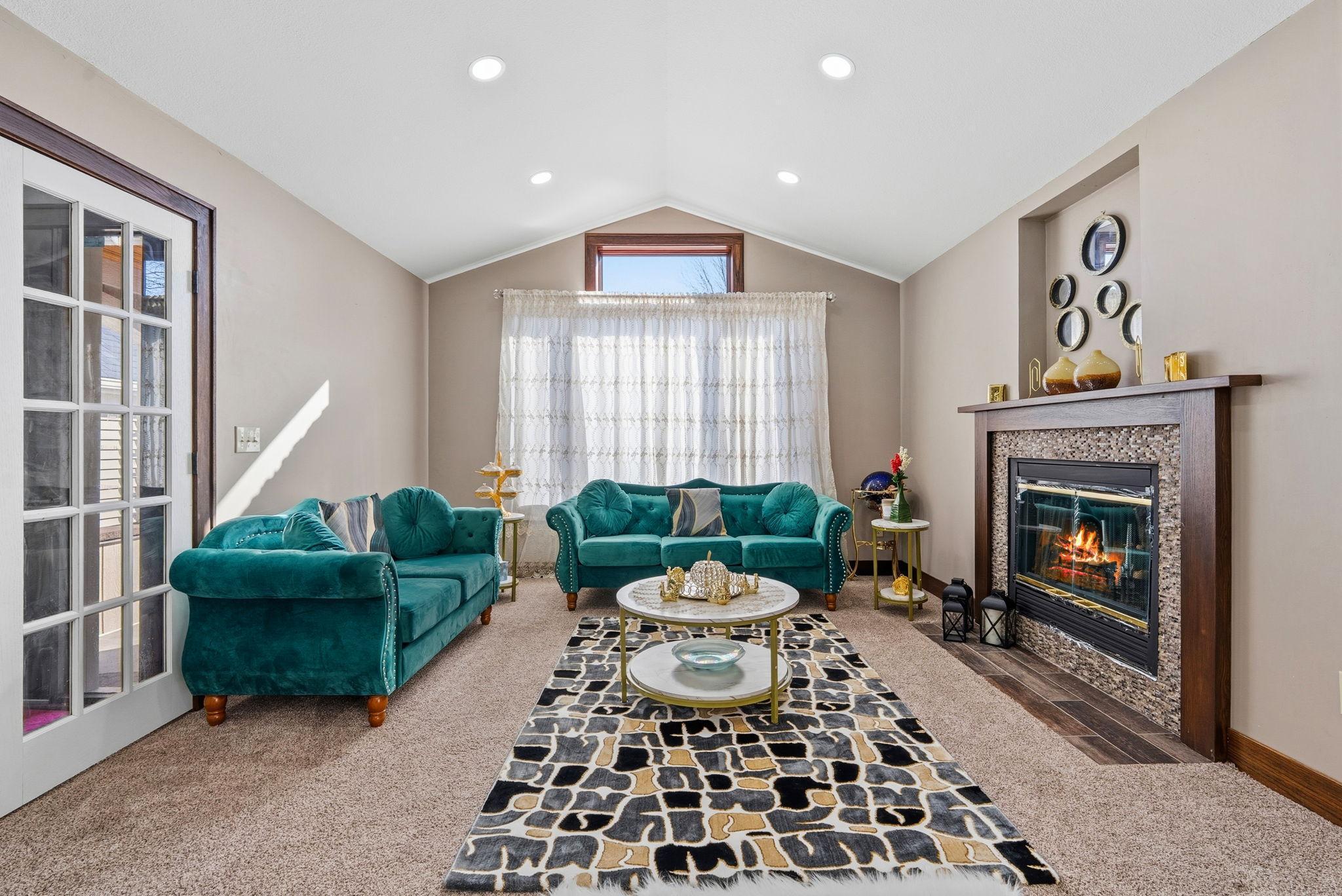 7273 Stagecoach Trail Circle Pines, MN 55014 - Photo 8 of 29