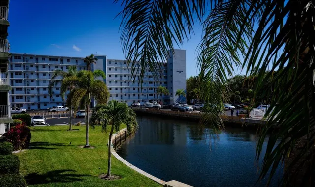 $275,000 | 1511 Southeast 15th Court, Unit 201, Deerfield Beach, FL 33441