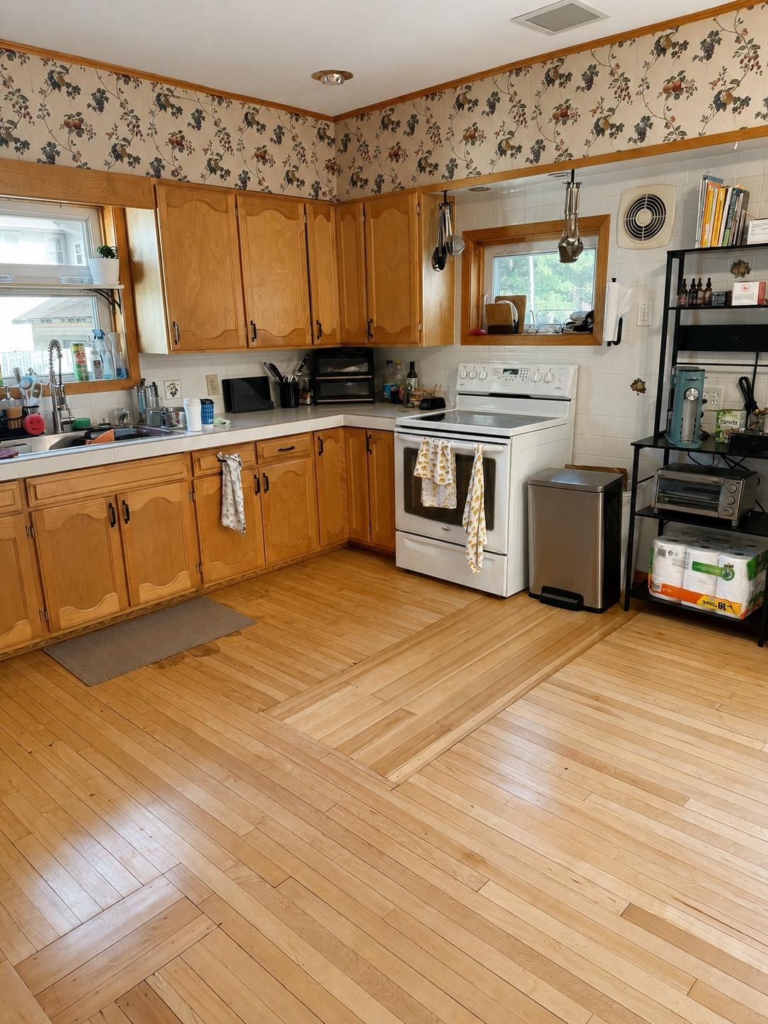 722 Wright Street Oshkosh, WI 54901 - Photo 7 of 27