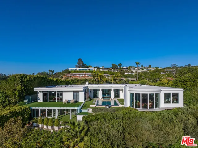 $28,500,000 | 610 Arkell Drive, Beverly Hills, CA 90210