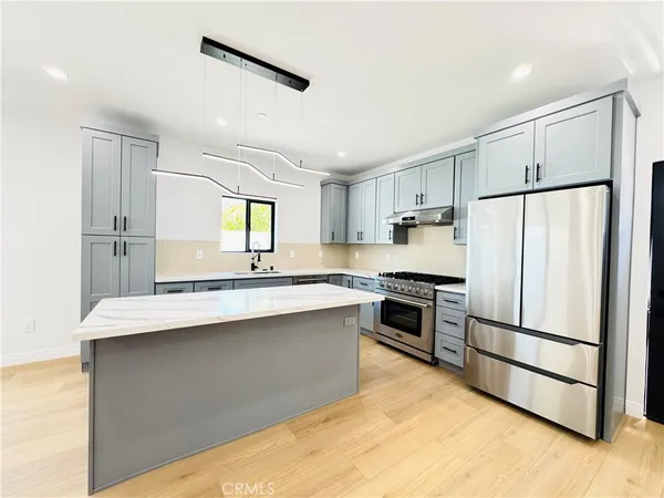 $3,750 | 7744 1/2 Vassar Avenue, Canoga Park, CA 91304