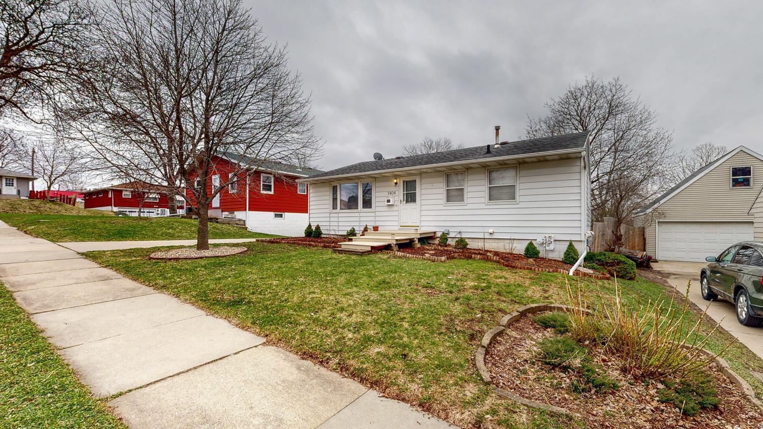 1806 16 1/2 Street Northwest Rochester, MN 55901 - Photo 33 of 41 Gallery Image 33