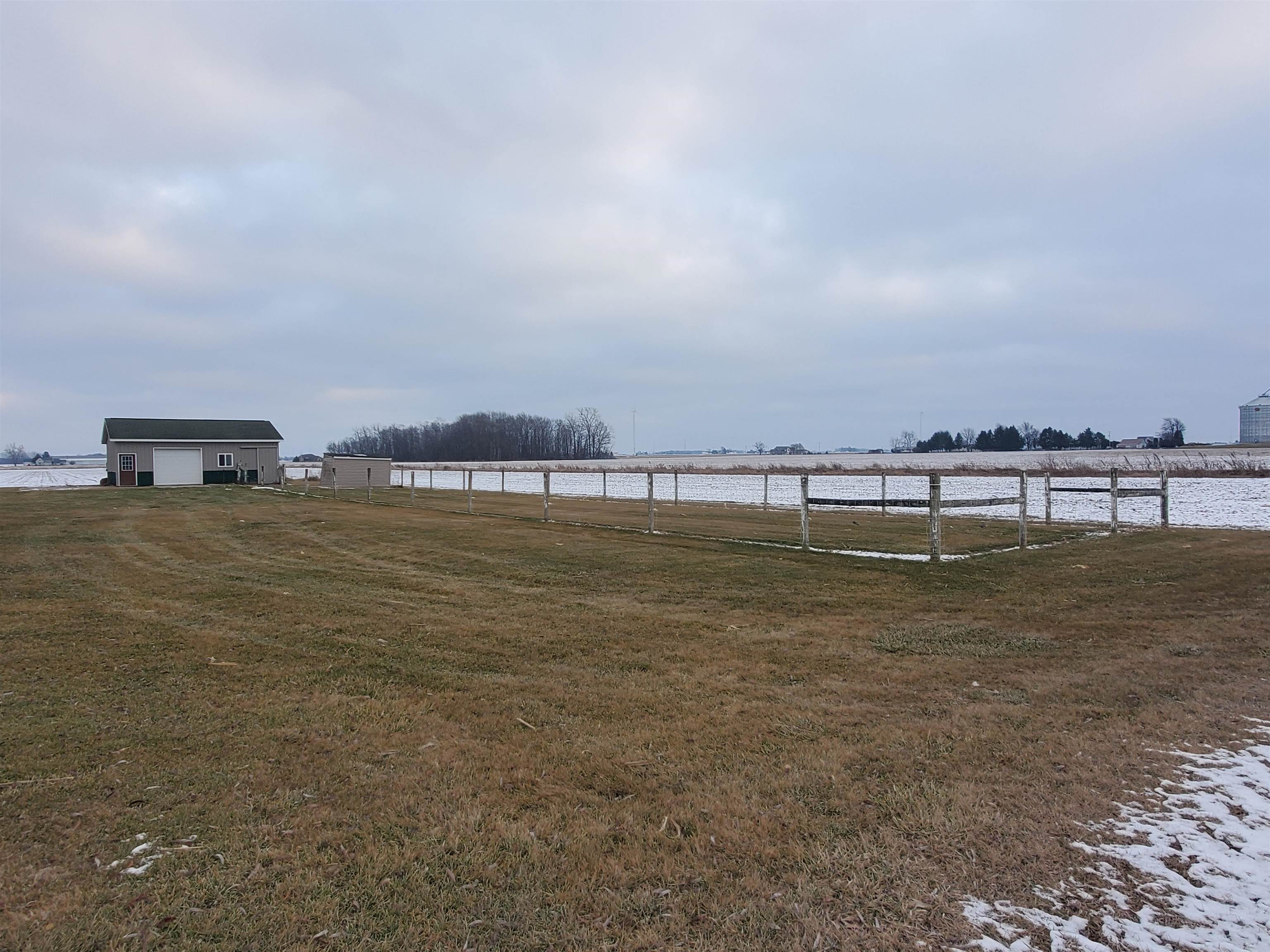 8410 North Baldwin Road St. Louis, MI 48880 - Photo 2 of 25 1908035-1.JPG