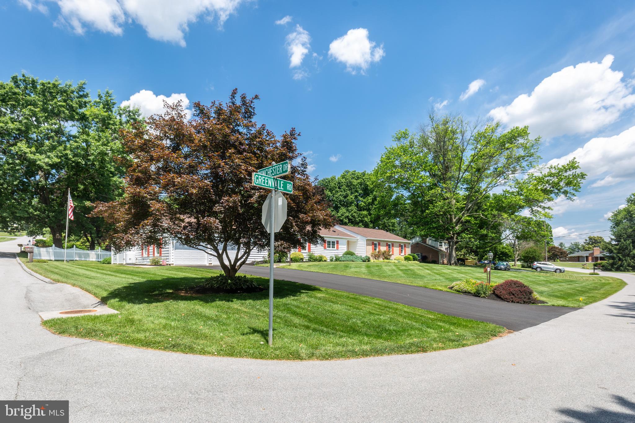 40 Greenvale Road Westminster, MD 21157 - Photo 2 of 45 Corner lot in sought after Winchester Park