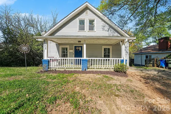 $340,000 | 224 East Catawba Avenue, Mooresville, NC 28115