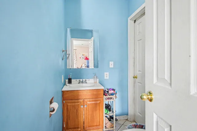 $279,900 | 3547 Carlton Avenue Northeast, Grand Rapids, MI 49525