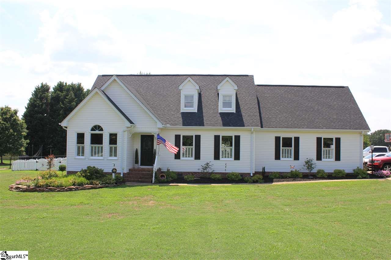 870 Brockman McClimon Road Greer, SC 29651 - Photo 1 of 26 Gallery Image 1