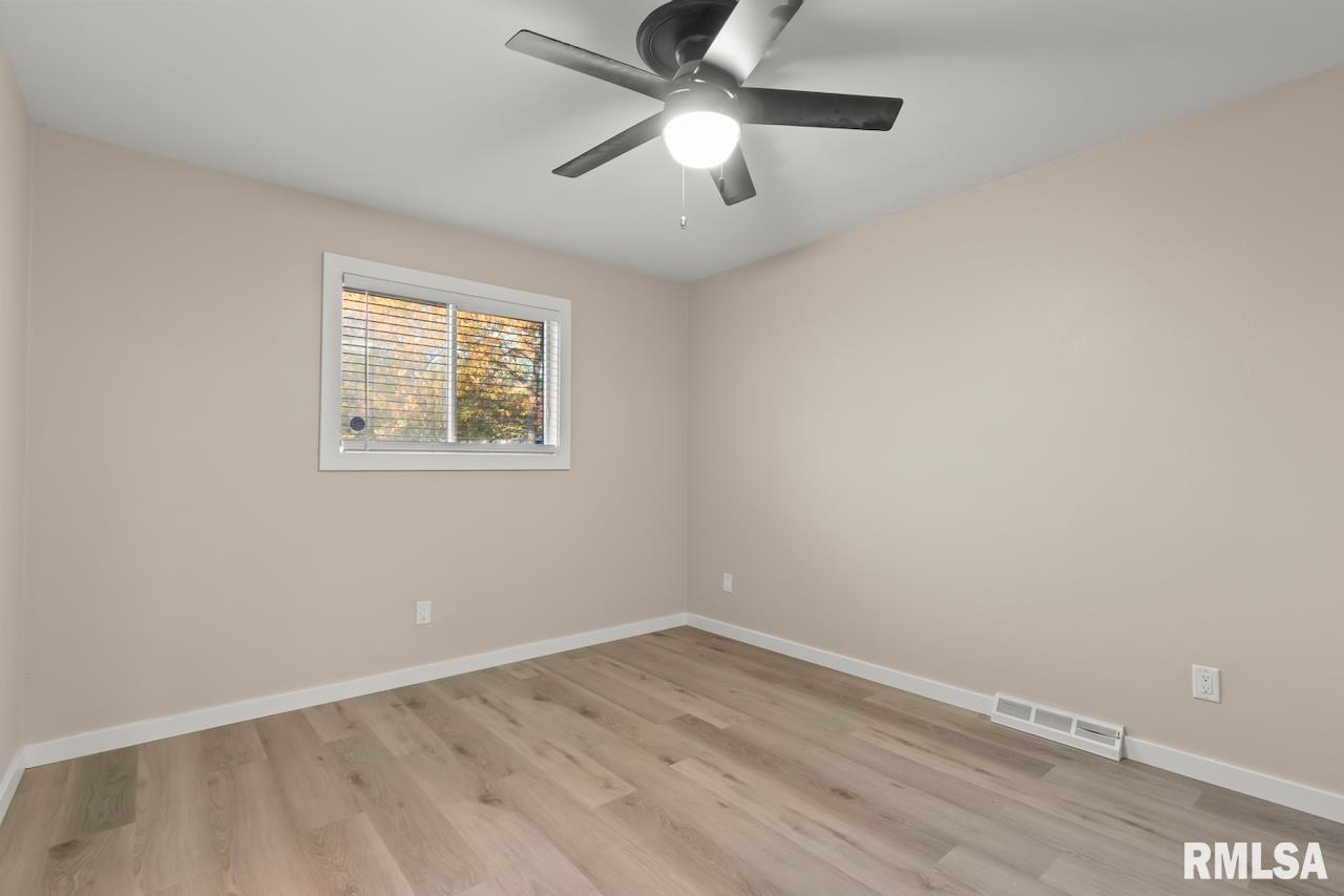 1900 East Knox Street Peoria, IL 61603 - Photo 16 of 34