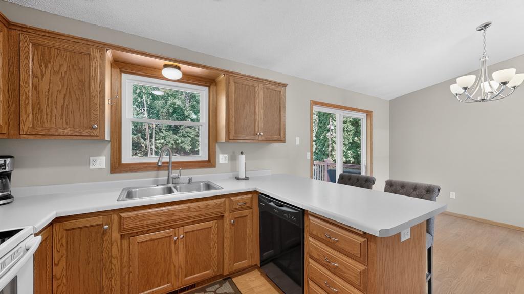 5023 25th Avenue Northwest Rochester, MN 55901 - Photo 16 of 39