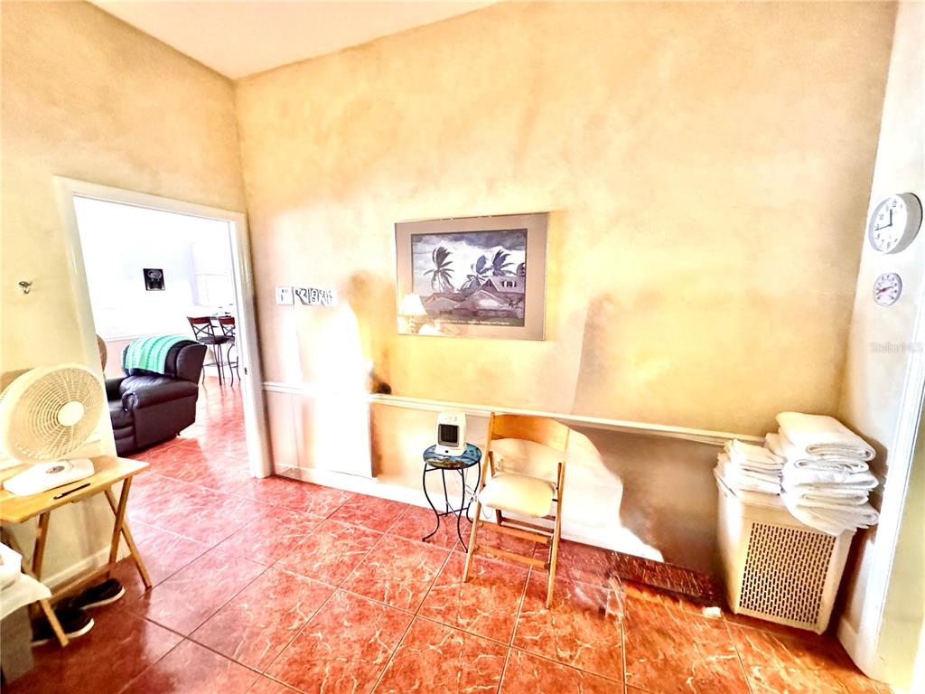 2605 Bayview Street Sebring, FL 33870 - Photo 11 of 11 a living room with a couch