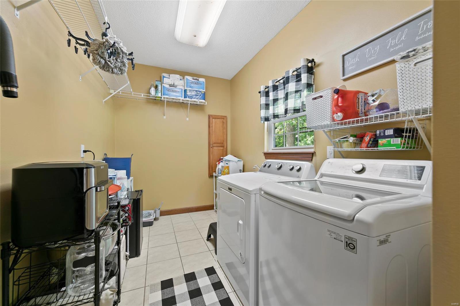 6204 Mohawk Trail Waterloo, IL 62298 - Photo 23 of 57 Gallery Image 23