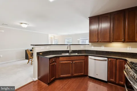 $425,000 | 2807 Chinkapin Oak Lane, Woodbridge, VA 22191
