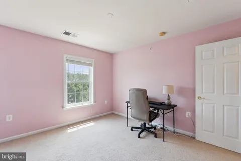 $425,000 | 2807 Chinkapin Oak Lane, Woodbridge, VA 22191