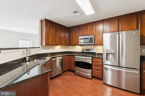 $425,000 | 2807 Chinkapin Oak Lane, Woodbridge, VA 22191