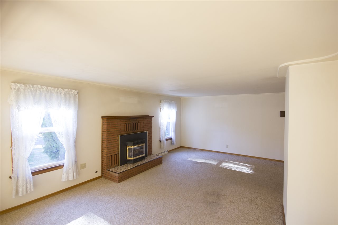 4207 East Farwell Road Mead, WA 99021 - Photo 5 of 20 Gallery Image 5
