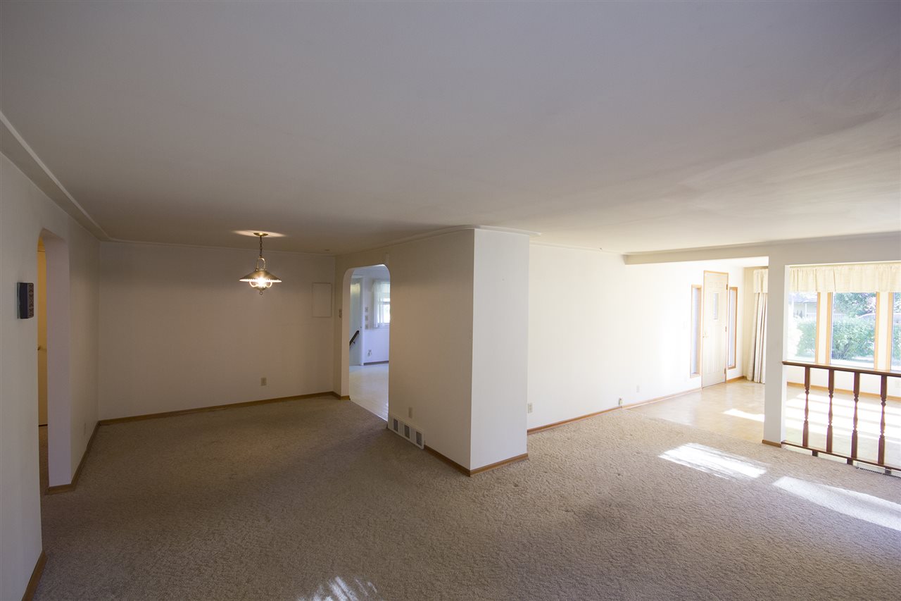 4207 East Farwell Road Mead, WA 99021 - Photo 6 of 20 Gallery Image 6