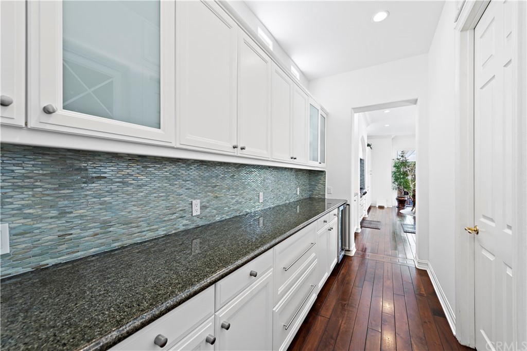 23 Peppertree Newport Beach, CA 92660 - Photo 15 of 42