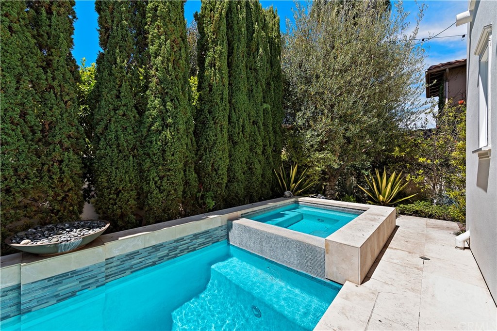 23 Peppertree Newport Beach, CA 92660 - Photo 38 of 42