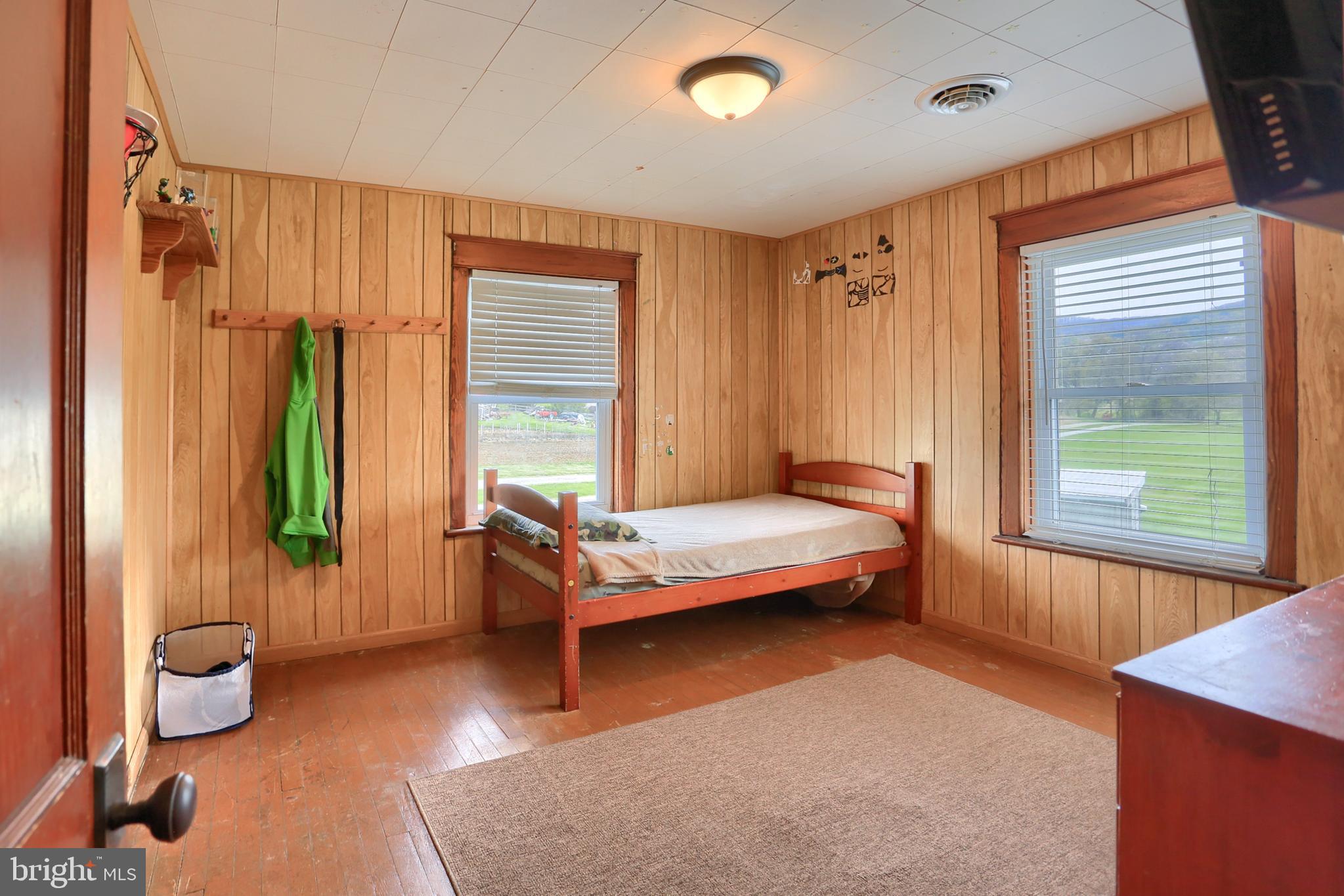6239 Appletown Road Boonsboro, MD 21713 - Photo 16 of 39 Bedroom 1