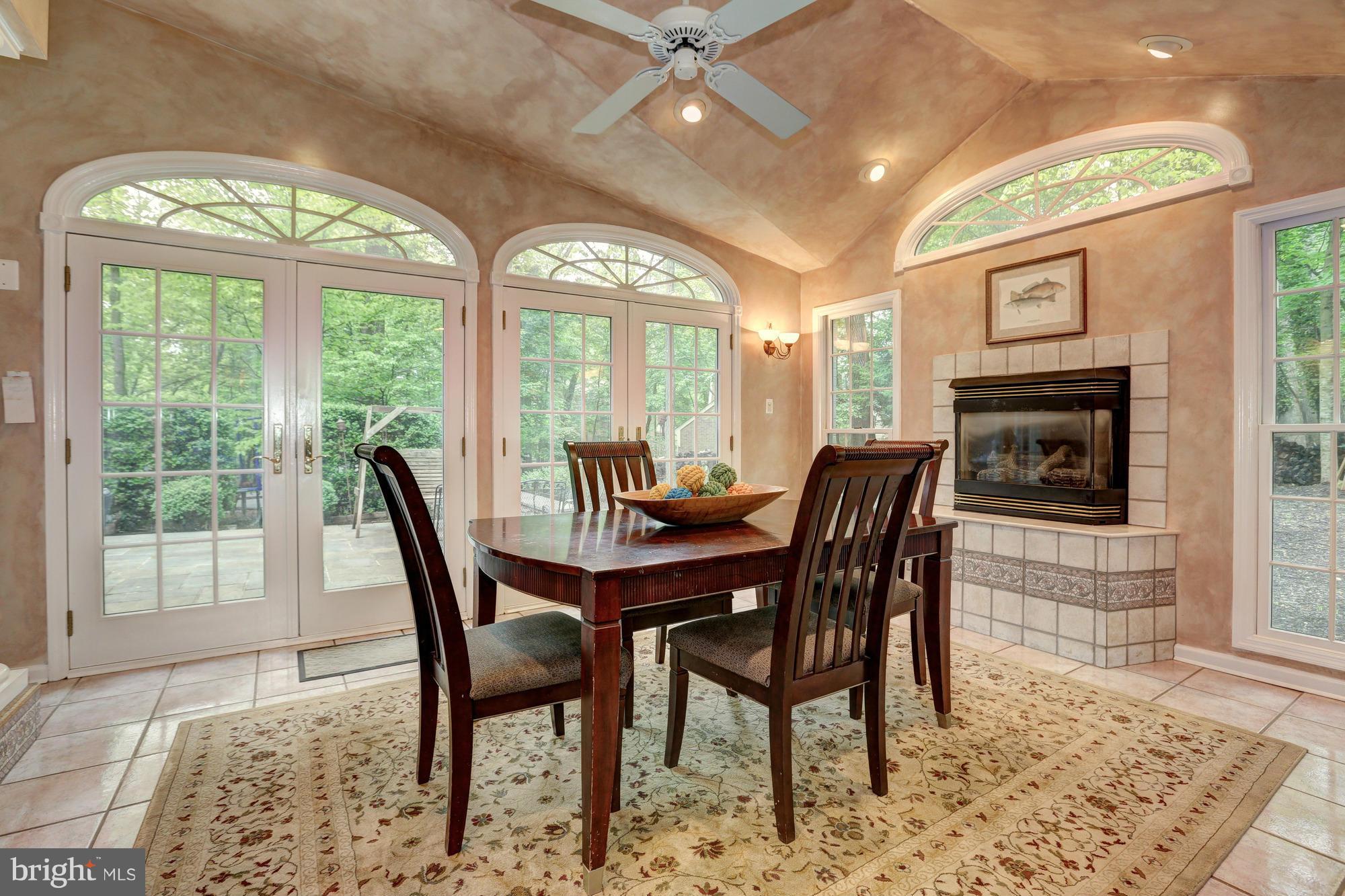 11909 Hunting Ridge Court Potomac, MD 20854 - Photo 9 of 27 Breakfast Nook in Great Room
