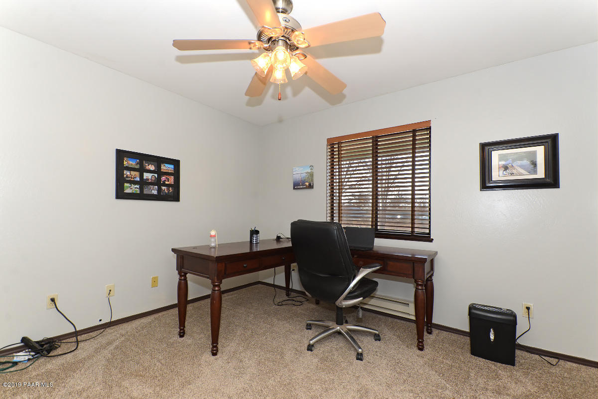 600 Rolling Hills Road Paulden, AZ 86334 - Photo 17 of 27 Office/Bedroom